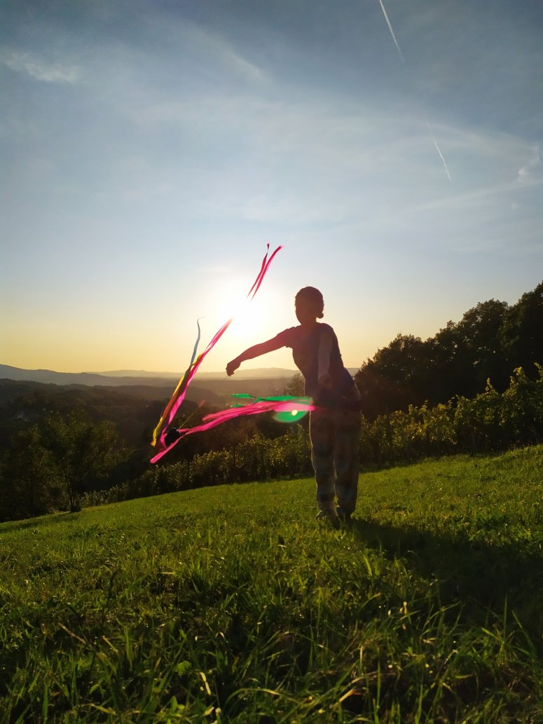 71498060_2529478280405902_2915434662497091584_o